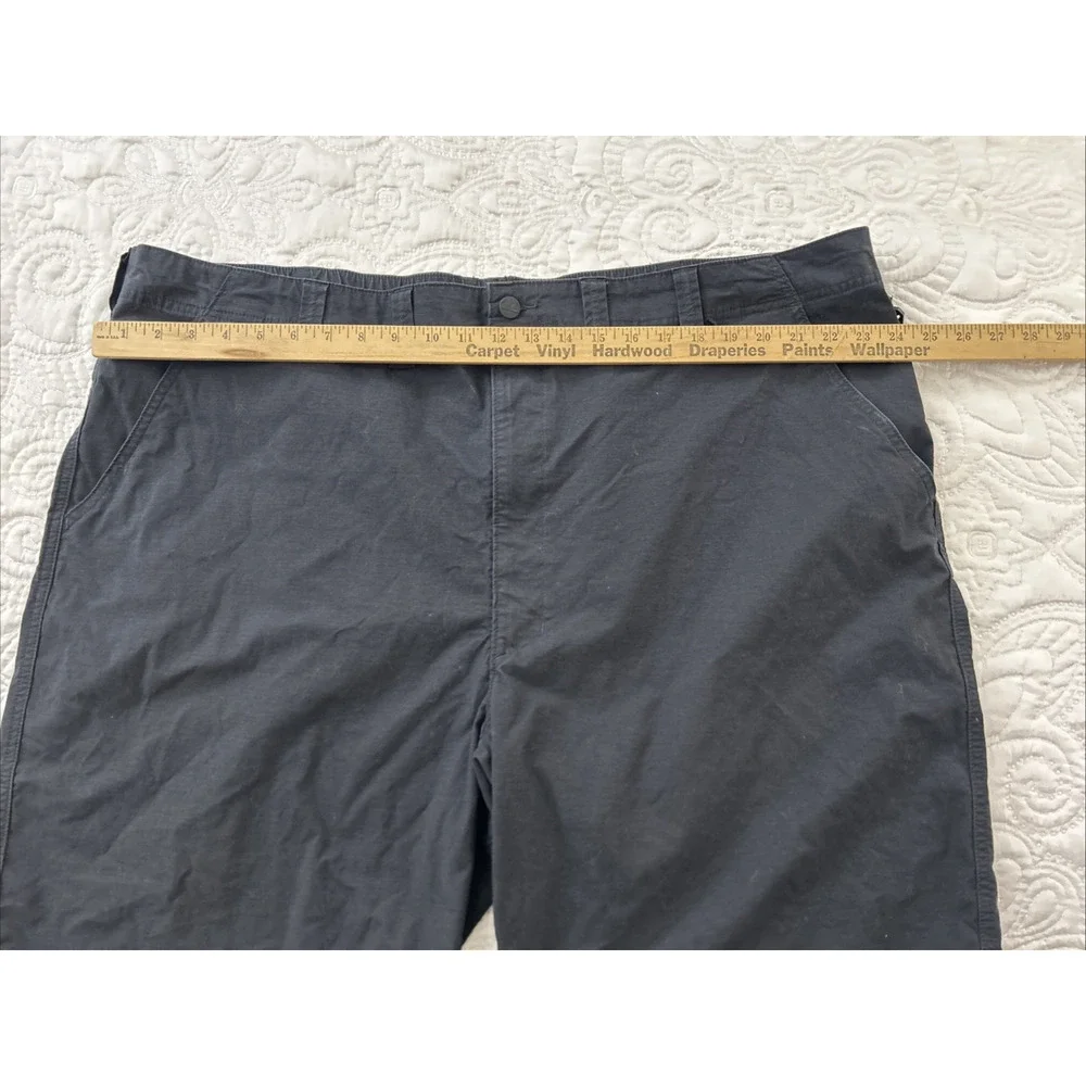 Lot of 2-WRANGLER Outdoor Shorts Men’s 48 Relaxed Fit Hiking Black/Camouflage